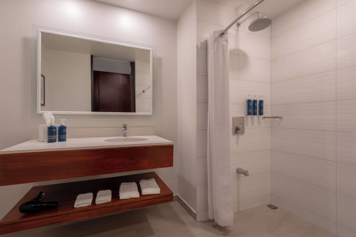 Four Points by Sheraton San Jose Sabana