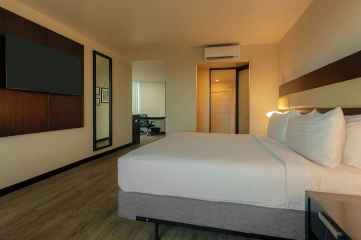 Four Points by Sheraton San Jose Sabana