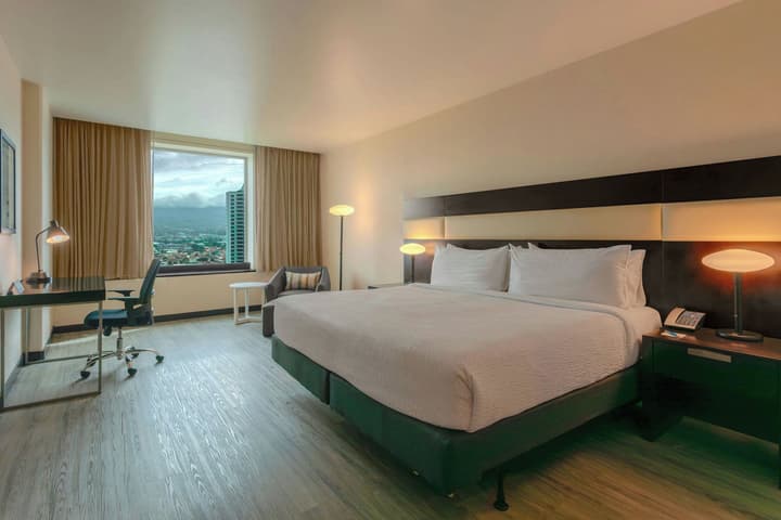 Four Points by Sheraton San Jose Sabana