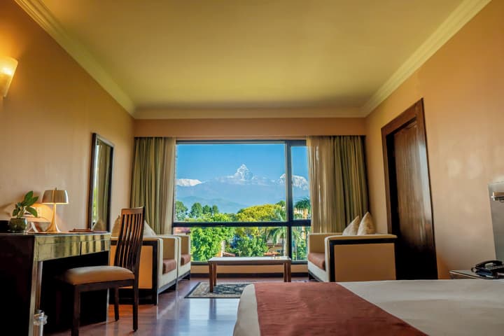 Pokhara Grande