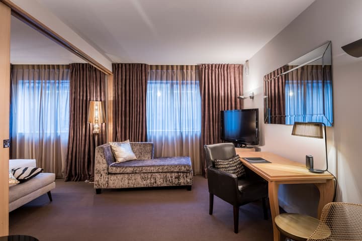 Museum Apartment Hotel, Independent Collection by EVT