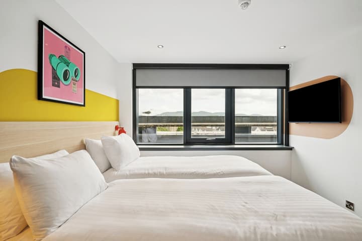 Garner Edinburgh Haymarket by IHG