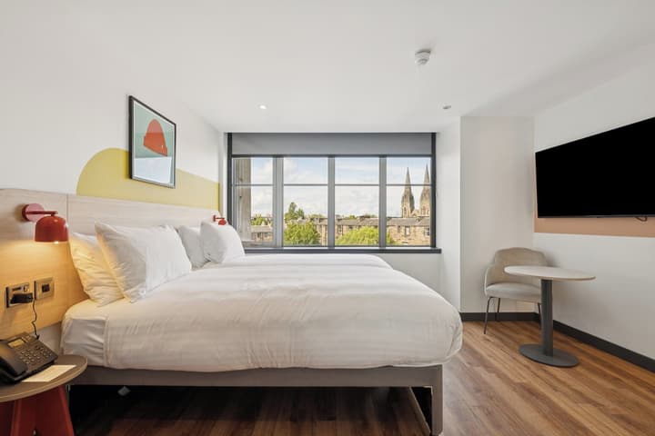 Garner Edinburgh Haymarket by IHG