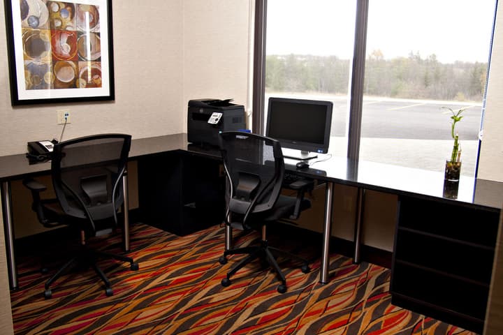 Holiday Inn Express Pembroke by IHG