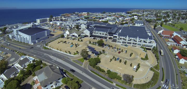 Whale Coast All Suite Hotel