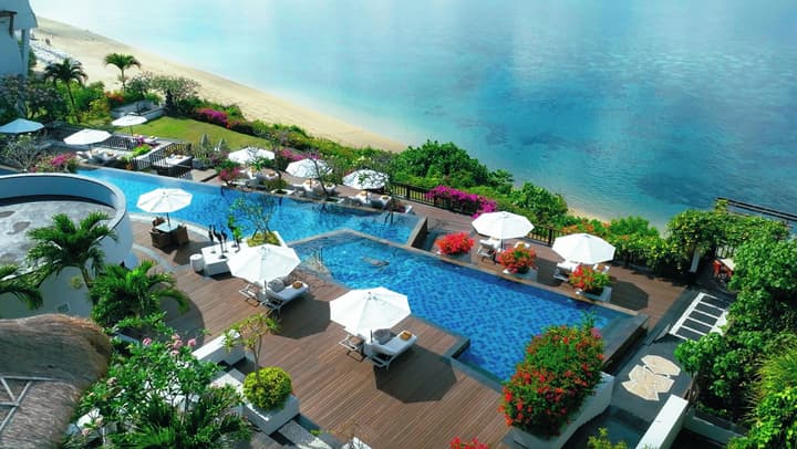 Samabe Bali Suites & Villas