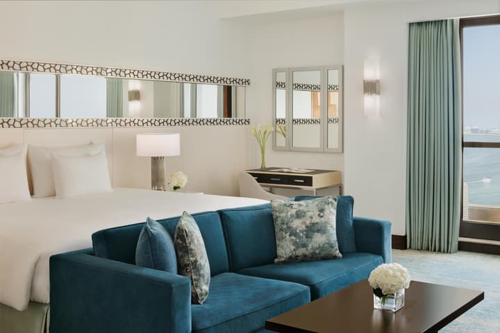 JA Ocean View Hotel, Jumeirah Beach Dubai