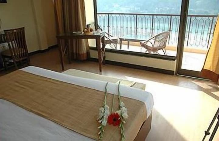 Divine Resort Laxman Jhula