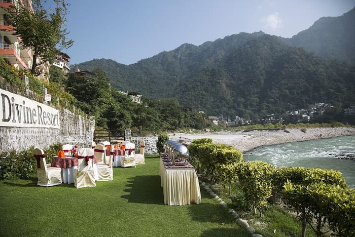 Divine Resort Laxman Jhula