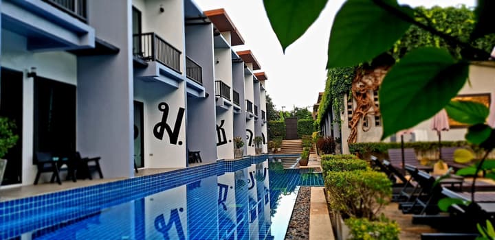 Alphabeto Resort