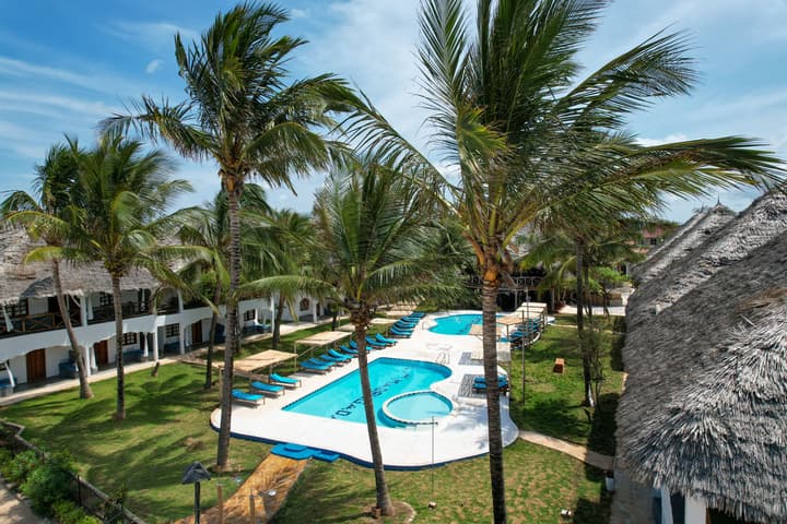 Nest Style Beach Hotel Zanzibar