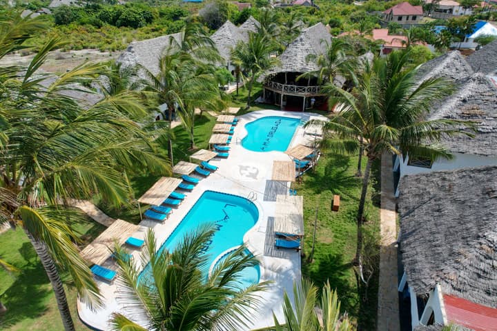 Nest Style Beach Hotel Zanzibar