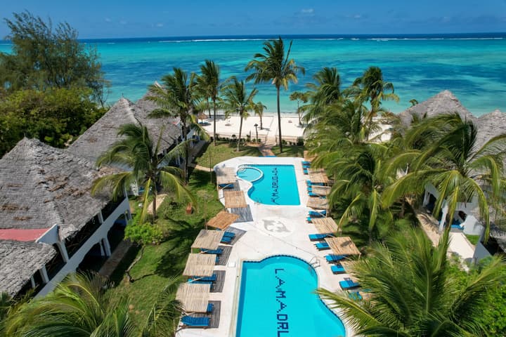 Nest Style Beach Hotel Zanzibar