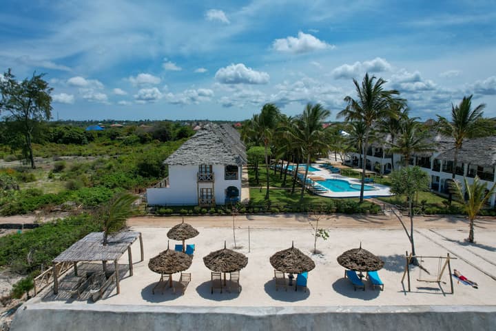 Nest Style Beach Hotel Zanzibar