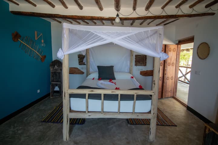 Nest Style Beach Hotel Zanzibar