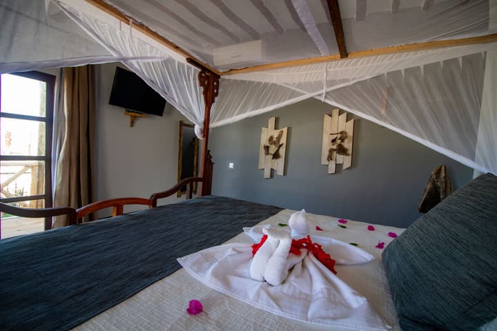 Nest Style Beach Hotel Zanzibar