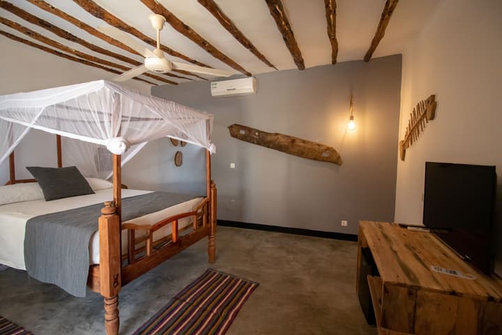 Nest Style Beach Hotel Zanzibar