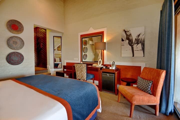 Victoria Falls Safari Lodge