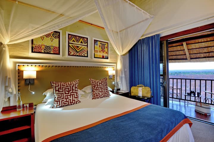 Victoria Falls Safari Lodge