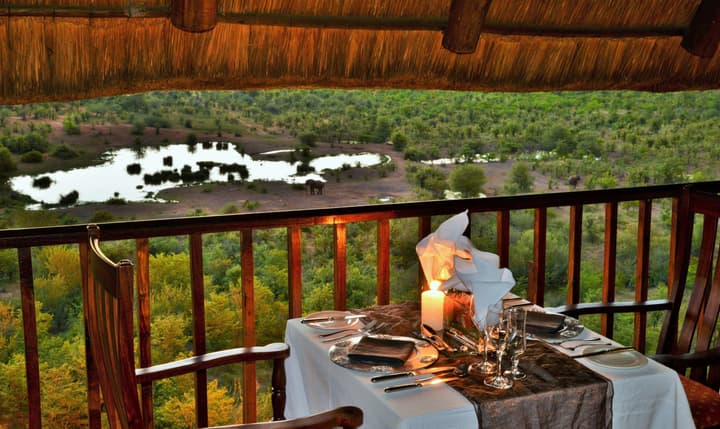 Victoria Falls Safari Lodge