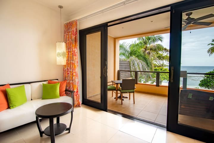 DoubleTree by Hilton Seychelles - Allamanda Resort & Spa
