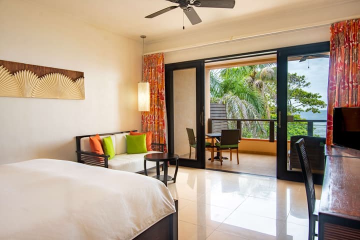 DoubleTree by Hilton Seychelles - Allamanda Resort & Spa
