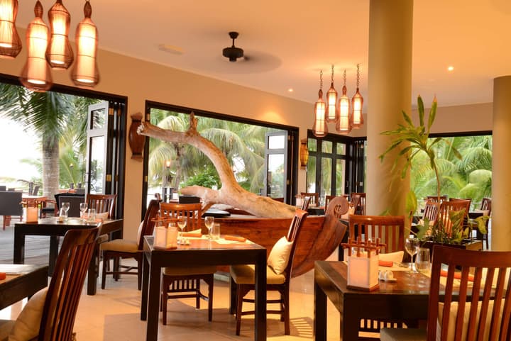 DoubleTree by Hilton Seychelles - Allamanda Resort & Spa