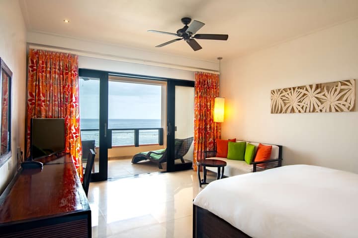 DoubleTree by Hilton Seychelles - Allamanda Resort & Spa