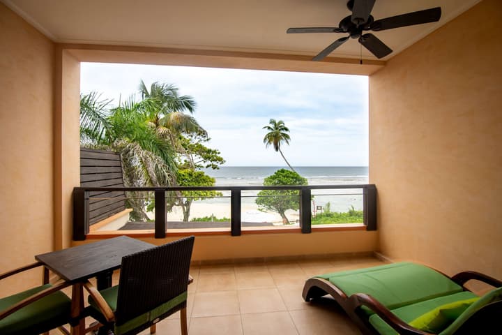 DoubleTree by Hilton Seychelles - Allamanda Resort & Spa
