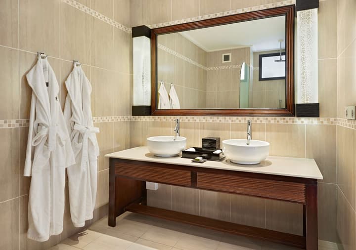 DoubleTree by Hilton Seychelles - Allamanda Resort & Spa