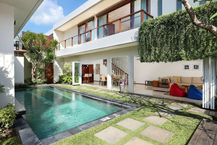 Amadea Resort & Villas