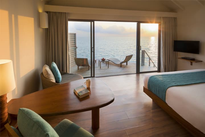 Centara Ras Fushi Resort & Spa Maldives