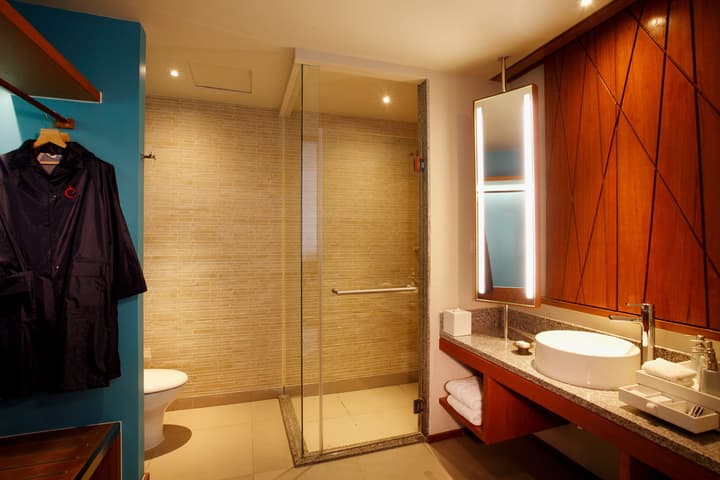 Centara Ras Fushi Resort & Spa Maldives