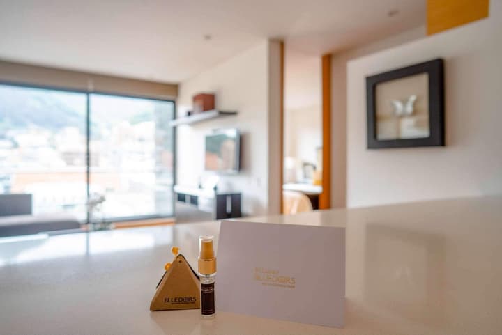 93 Luxury Suites & Residences