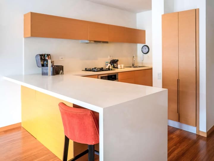 93 Luxury Suites & Residences