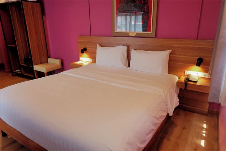 Siri Oriental Bangkok Hotel