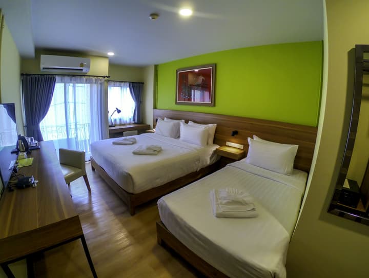 Siri Oriental Bangkok Hotel