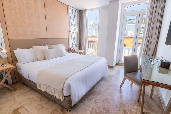 GHL Arsenal Hotel