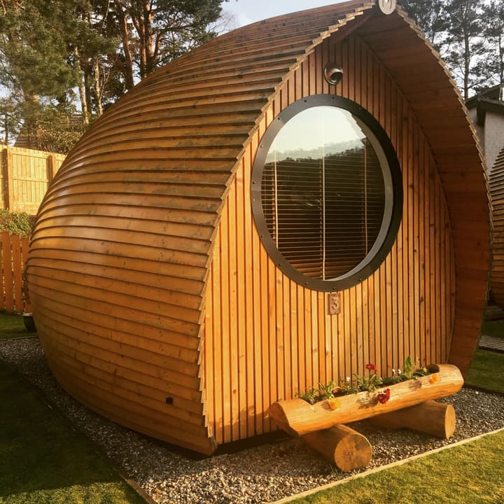 Eriskay Guest House and Aviemore Glamping