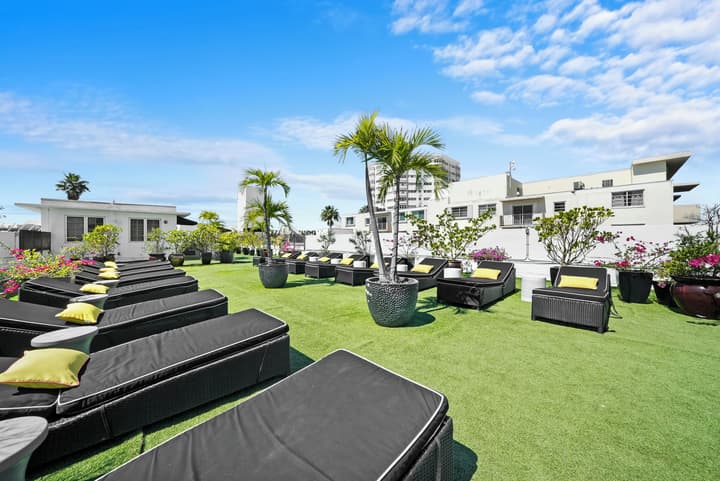 Lincoln Arms Suites