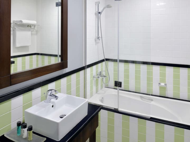 Movenpick Hotel Apartments Al Mamzar Dubai