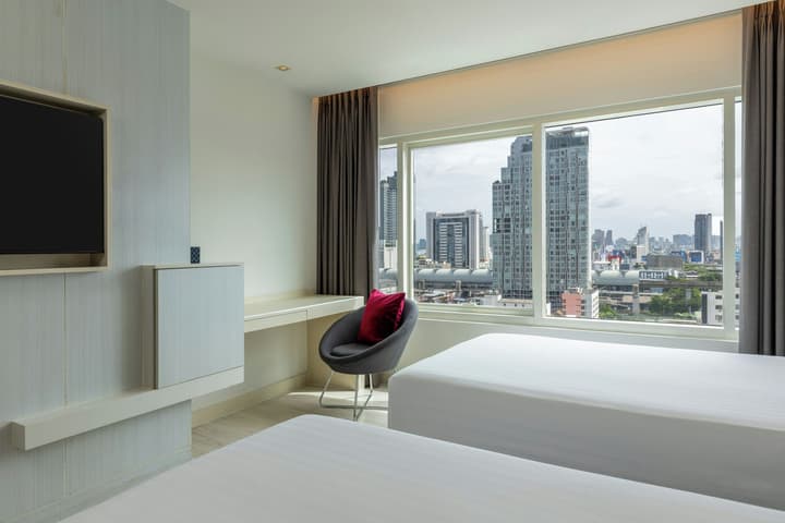 Centara Watergate Pavilion Hotel Bangkok