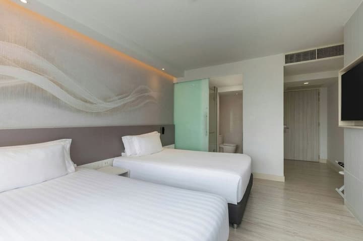 Centara Watergate Pavilion Hotel Bangkok
