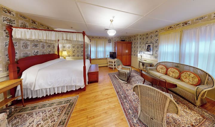 The Red Lion Inn