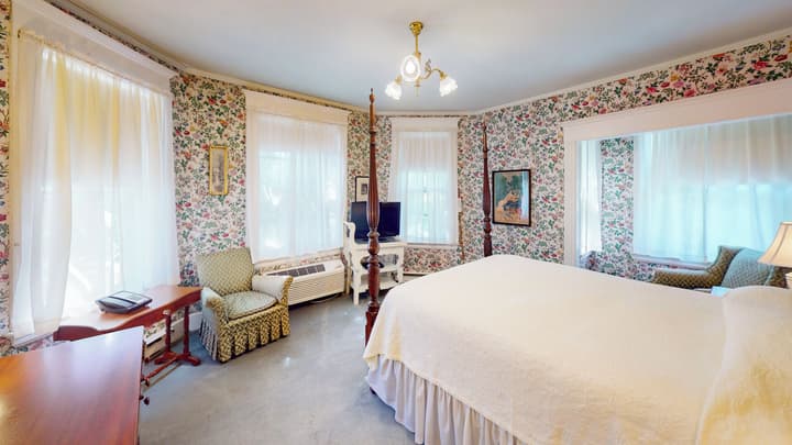 The Red Lion Inn