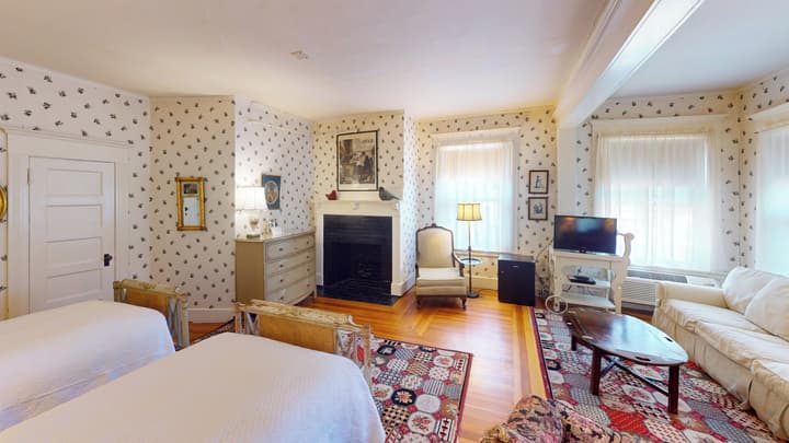 The Red Lion Inn