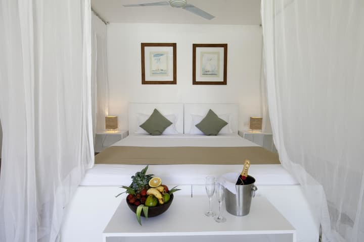 Dhow Inn Boutique Hotel
