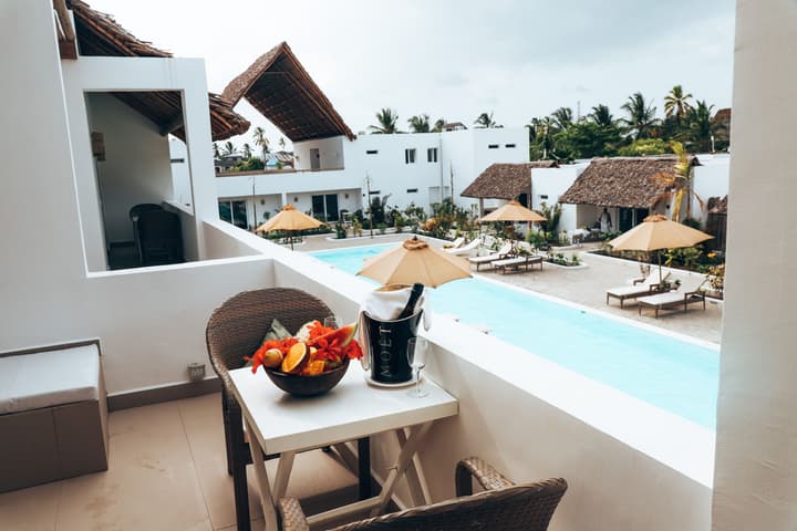 Dhow Inn Boutique Hotel