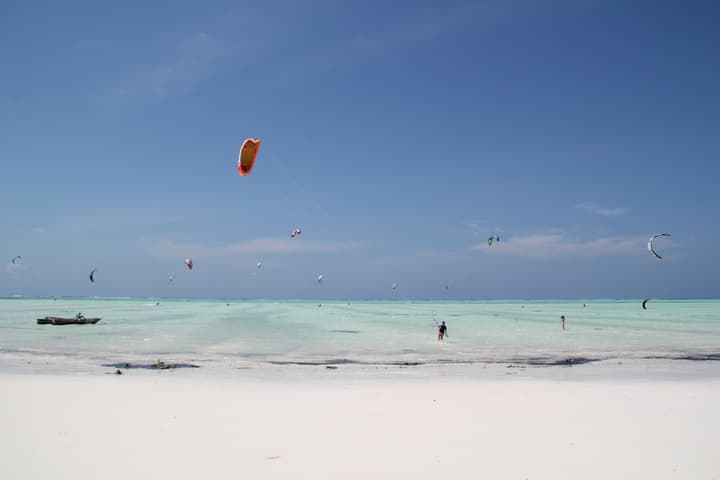 Dhow Inn Boutique Hotel