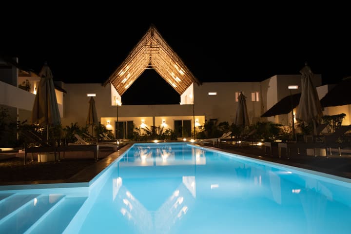 Dhow Inn Boutique Hotel